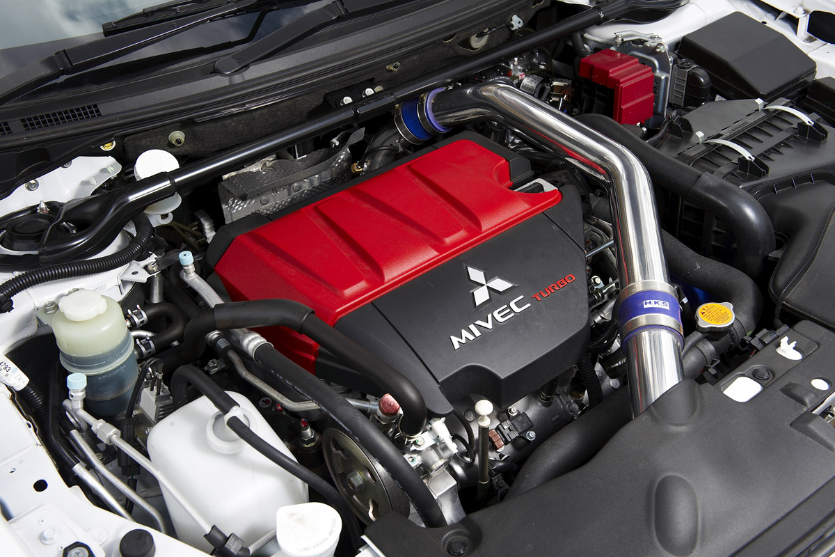 Mitsubishi FQ-330 SST engine
