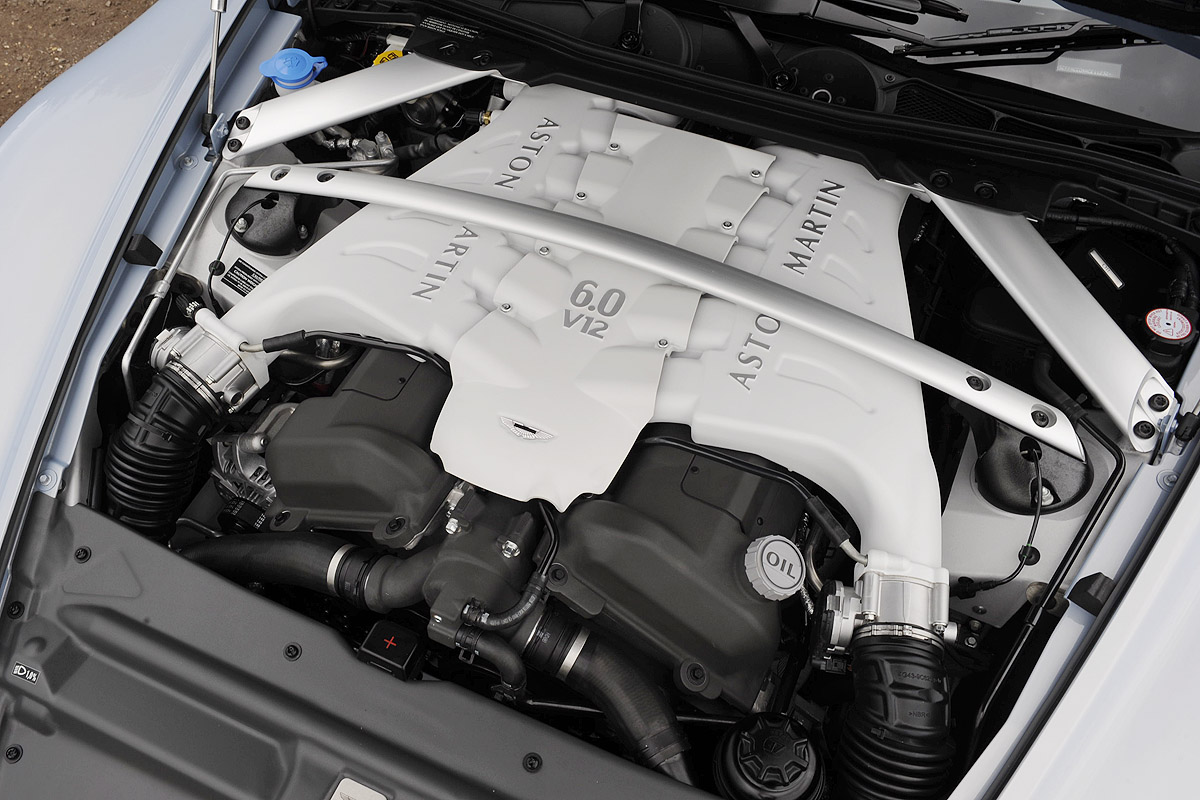 Aston Martin DBS Volante engine