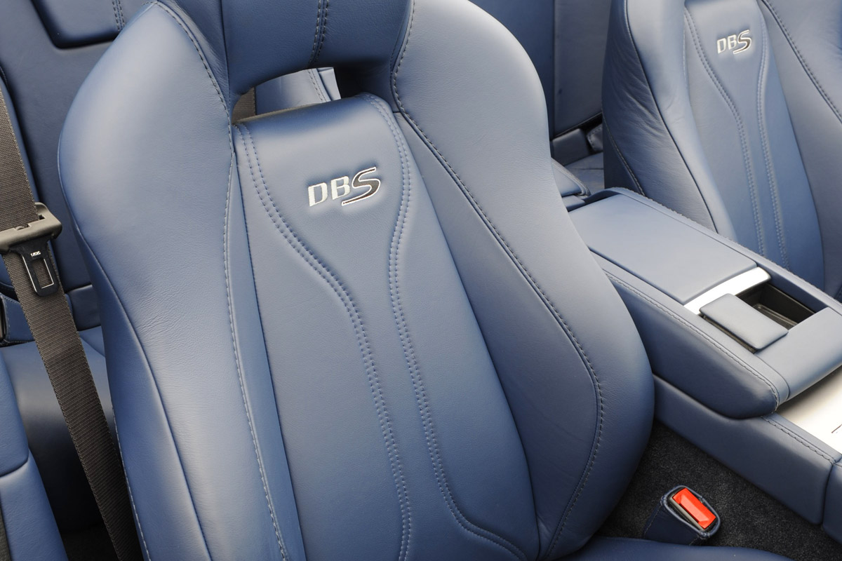 Aston Martin DBS Volante seat