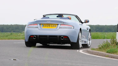 Aston Martin DBS Volante