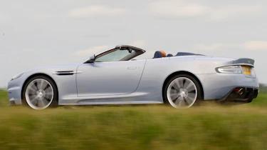 Aston Martin DBS Volante