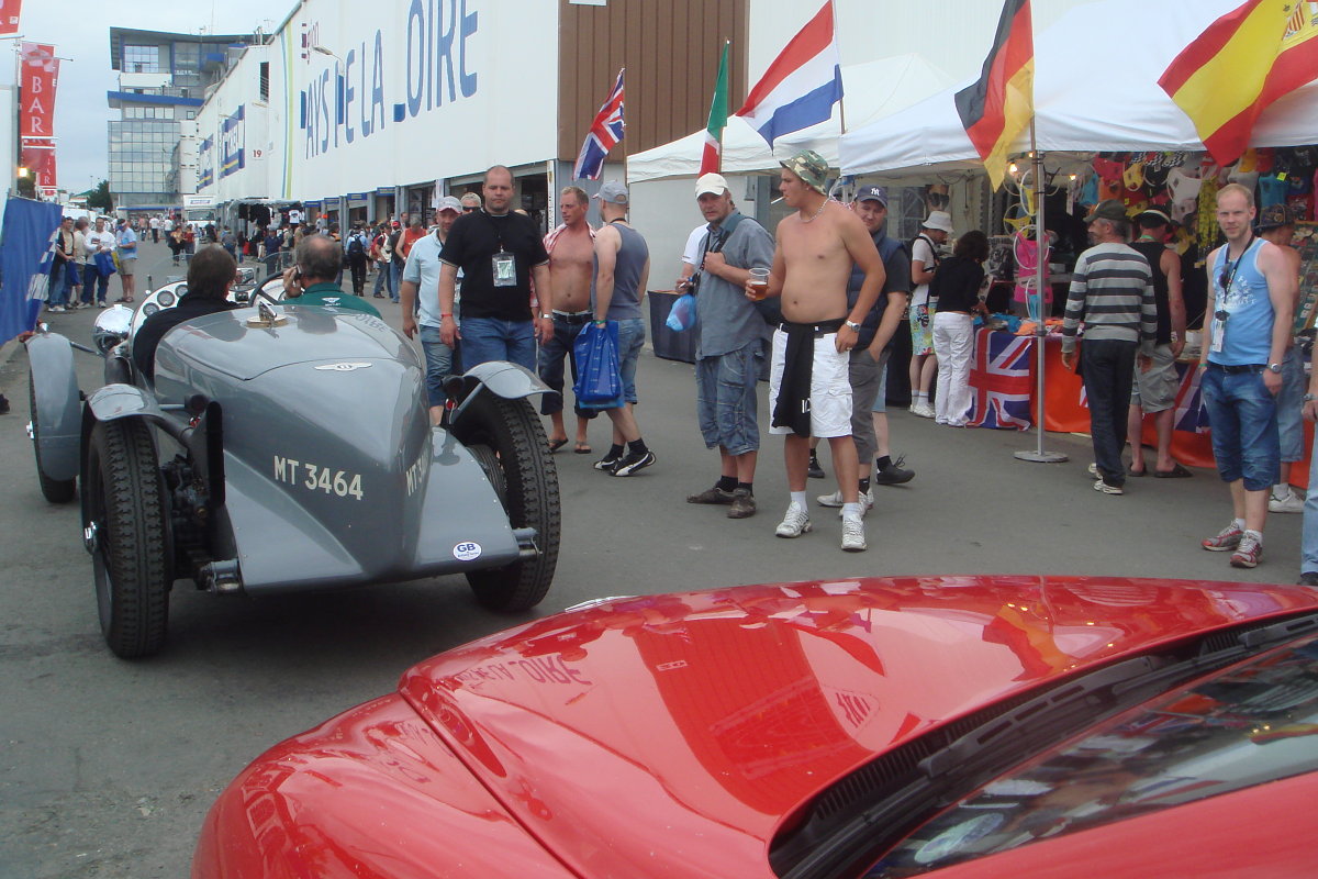 Le Mans in a Speed Six
