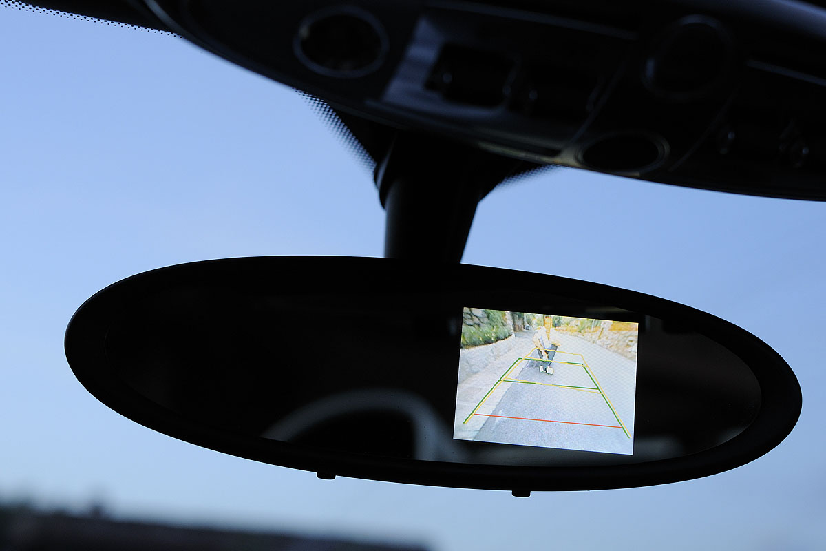 Bugatti Veyron Grand Sport mirror display
