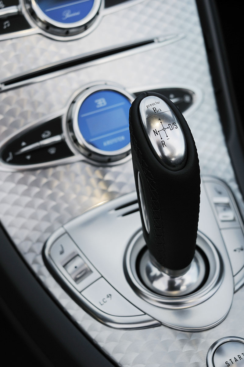 Bugatti Veyron Grand Sport gear lever
