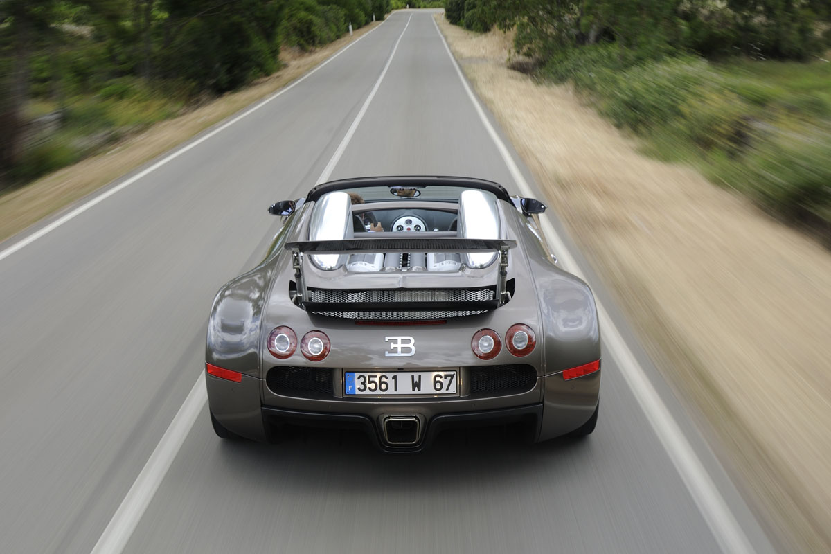 Bugatti Veyron Grand Sport rear