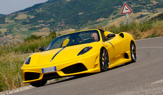 Ferrari 430 Scuderia 16M front