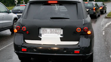 Mercedes M-class spy images