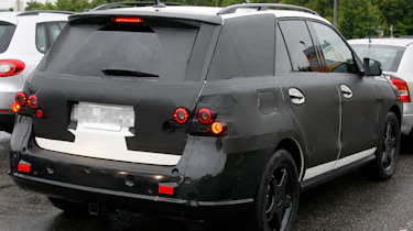 Mercedes M-class spy images