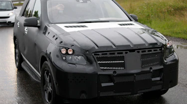 Mercedes M-class spy images