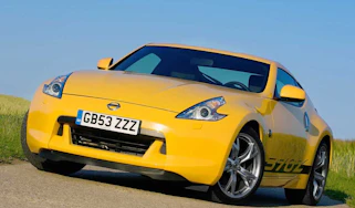 Nissan 370Z Yellow