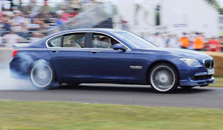 Alpina B7