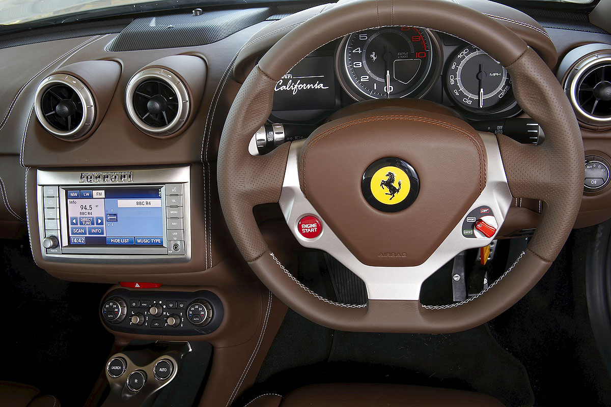 Ferrari California interior