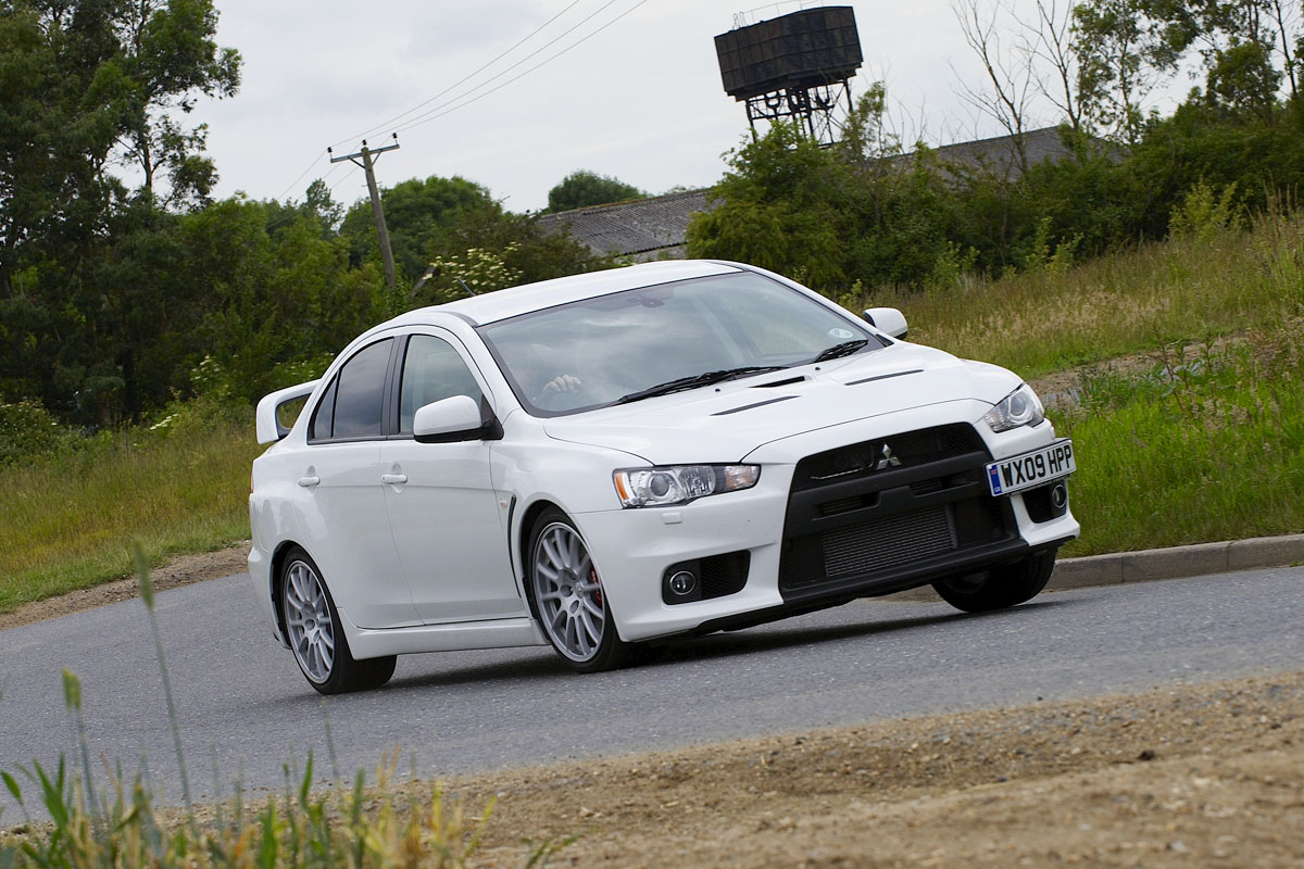 Mitsubishi Evo X FQ330