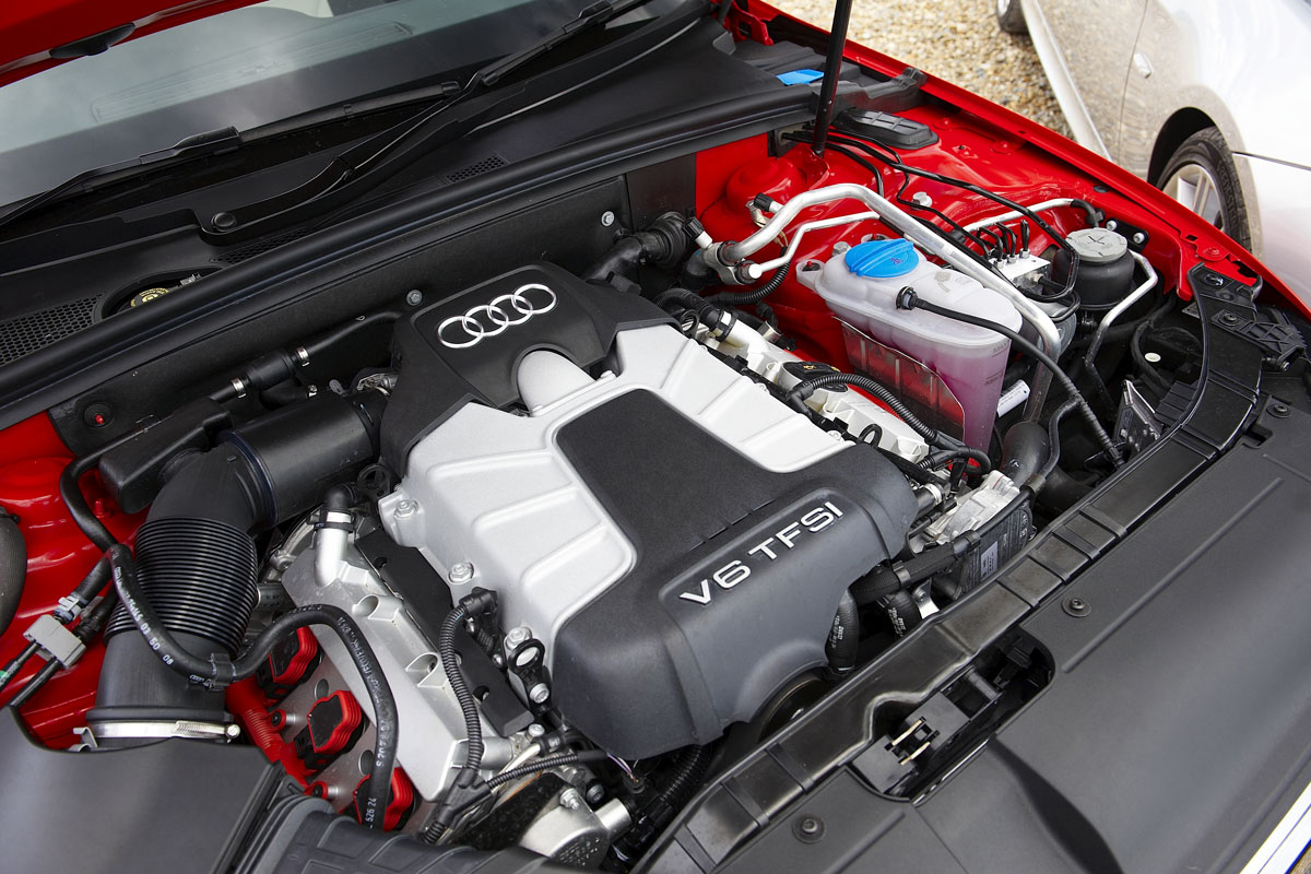 Audi S4 engine
