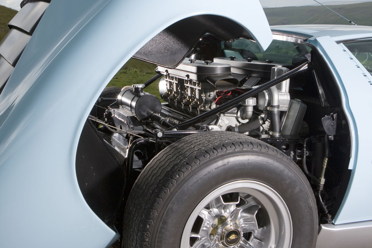 Lamborghini Miura engine