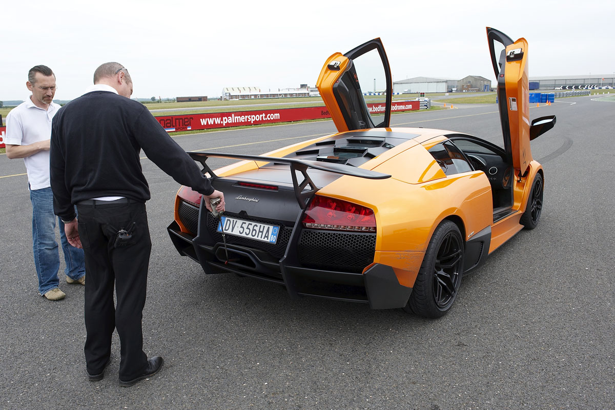 Lamborghini Murcielago noise test