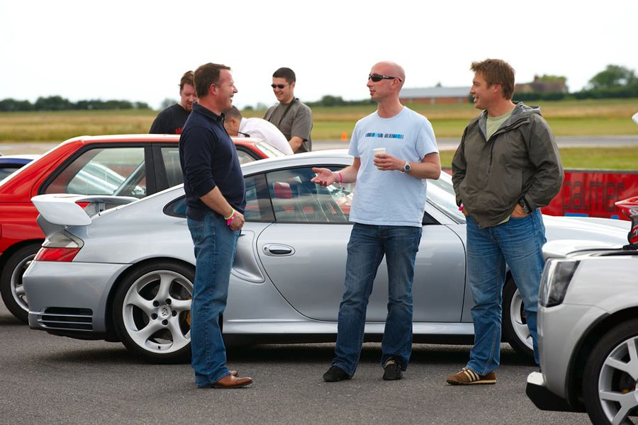 911 and VX220