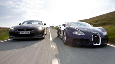 Nissan GT-R v Bugatti Veyron