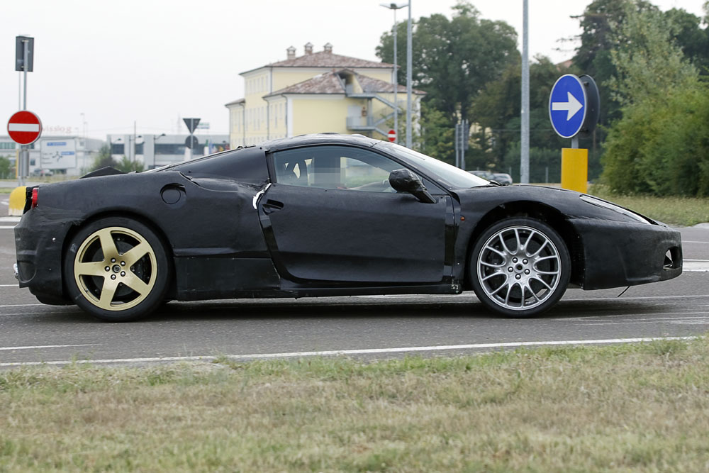 Ferrari F450 supercar