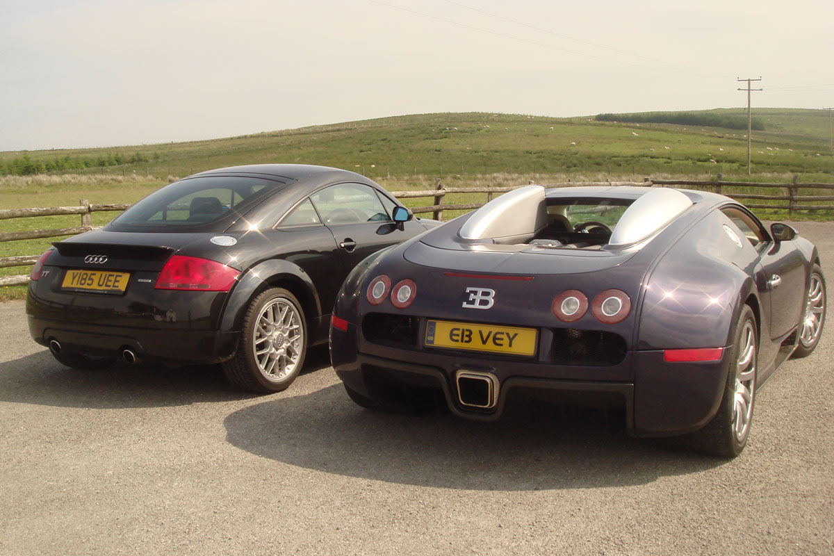Audi TT and Bugatti Veyron