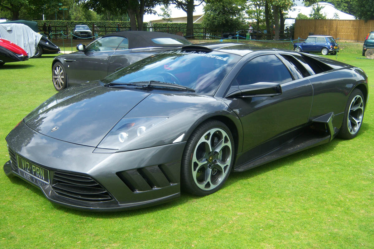 Lamborghini LP640