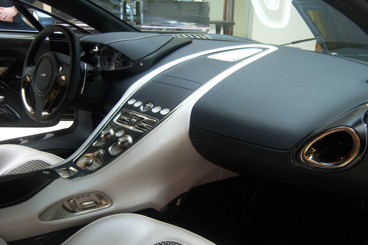 Aston Martin One-77