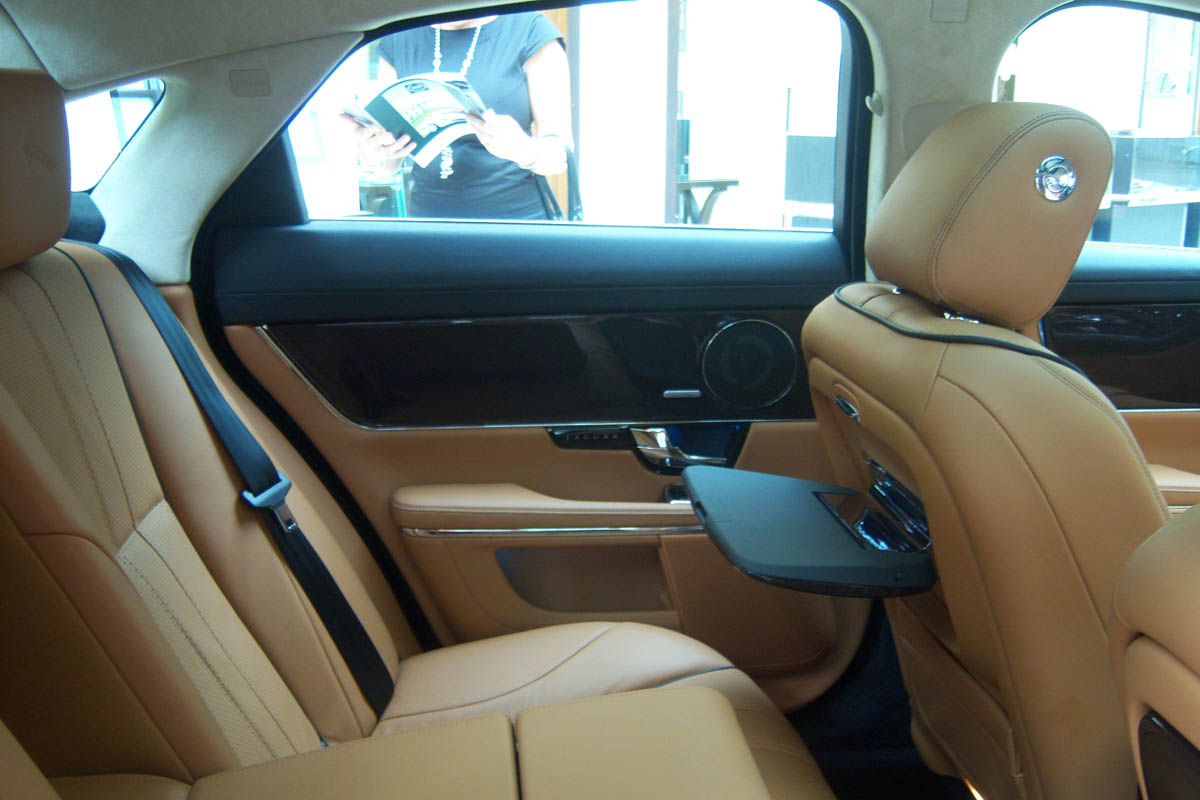 Jaguar XJ