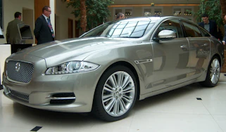 Jaguar XJ