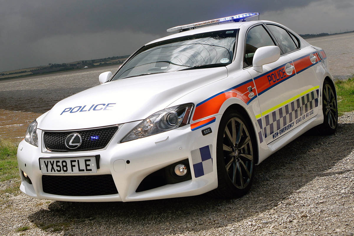 Police Lexus IS-F