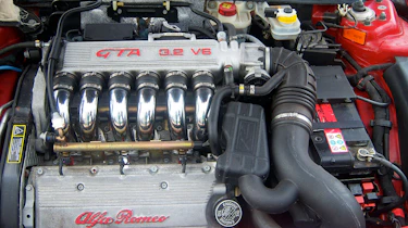 Alfa Romeo 156 GTA engine