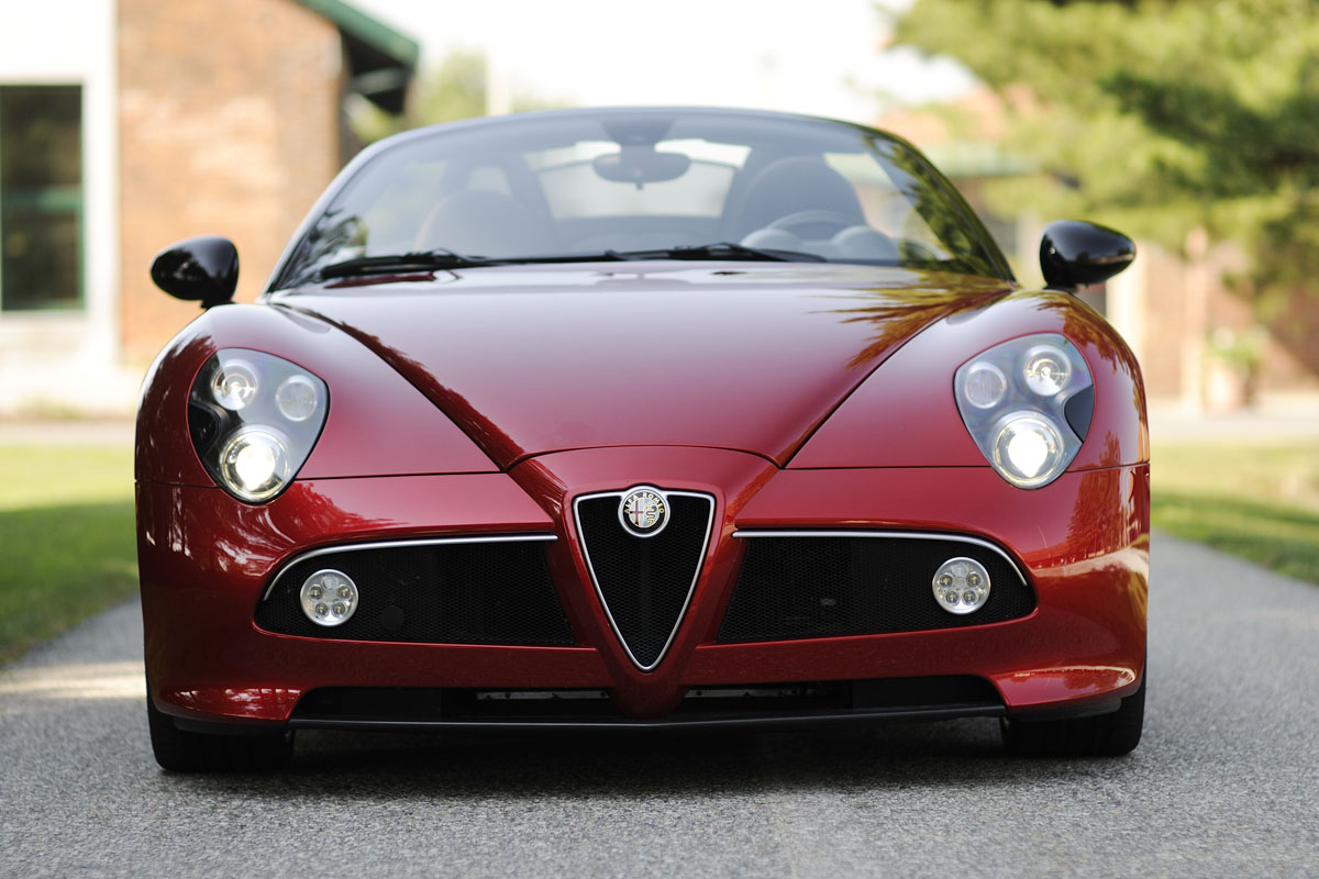 Alfa Romeo 8C
