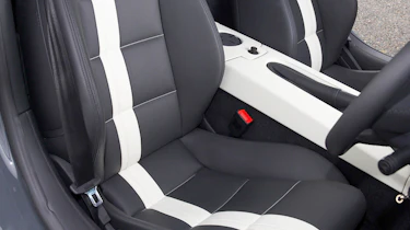 Lamborghini LP550-2 interior