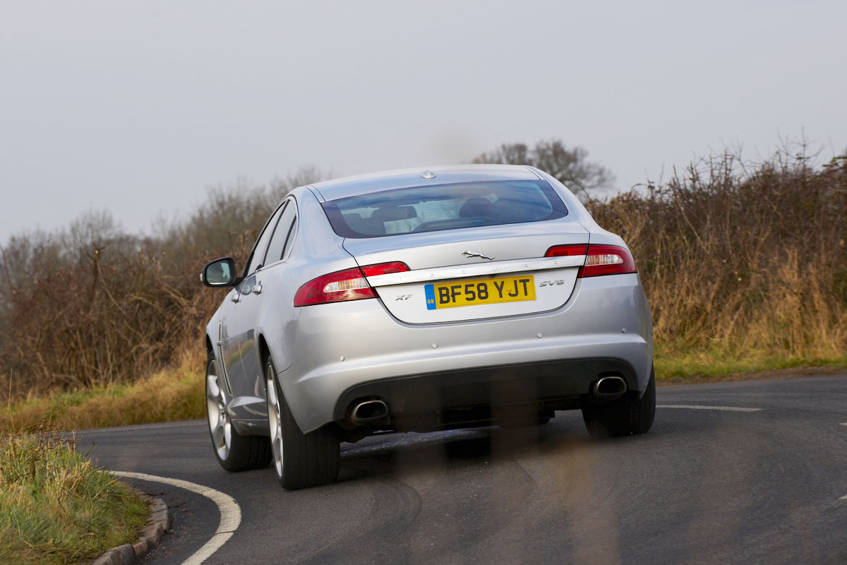 Jaguar XF SV8