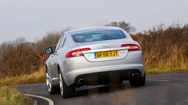 Jaguar XF SV8
