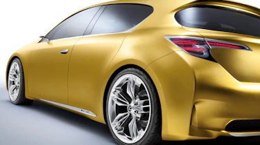 Lexus LF-Ch