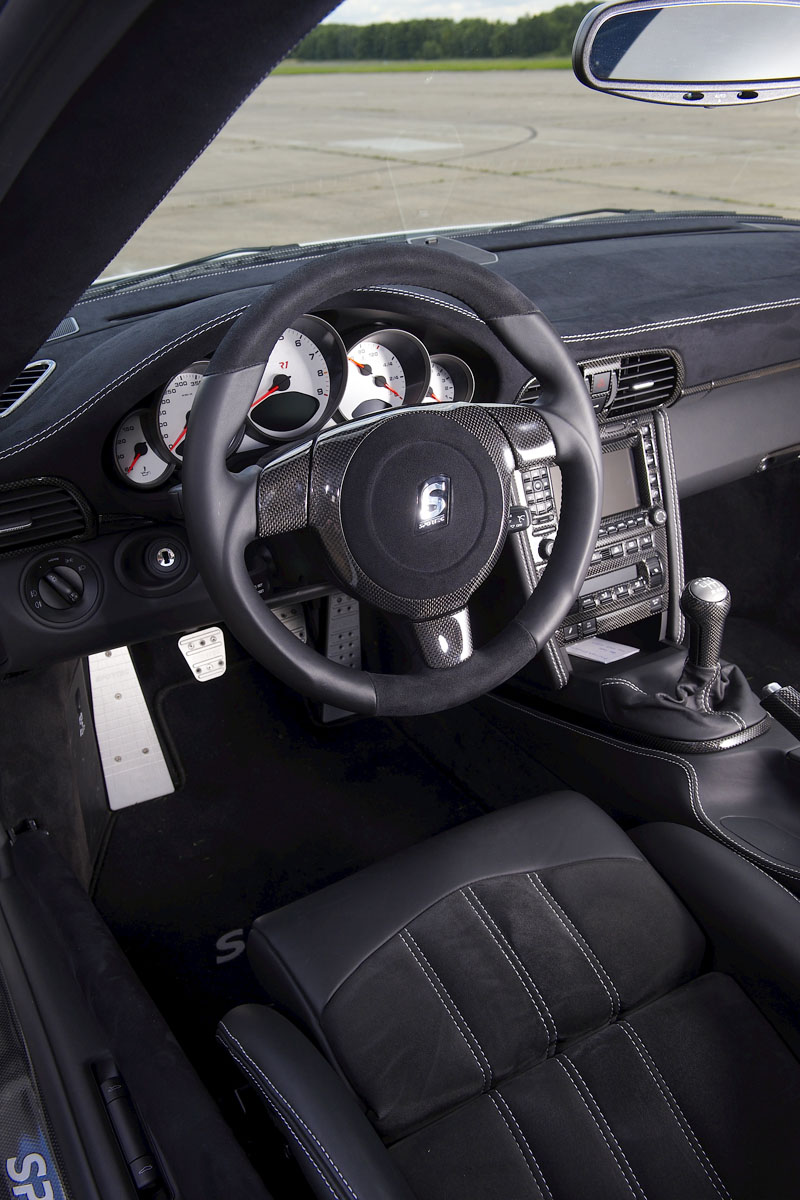 Sportec SPR1 M interior