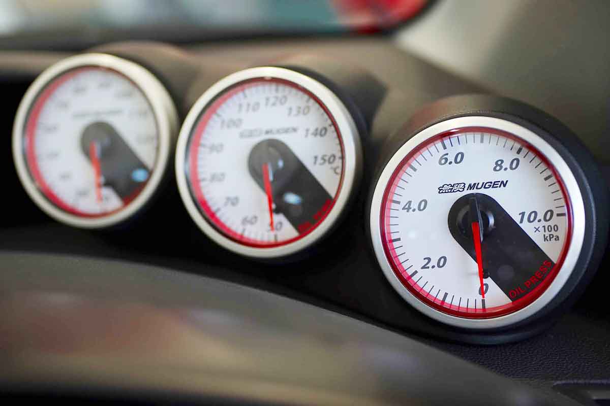 Mugen Civic Type R instrumenst