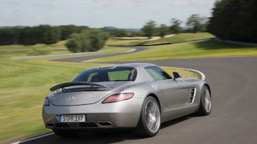 Mercedes-Benz SLS AMG