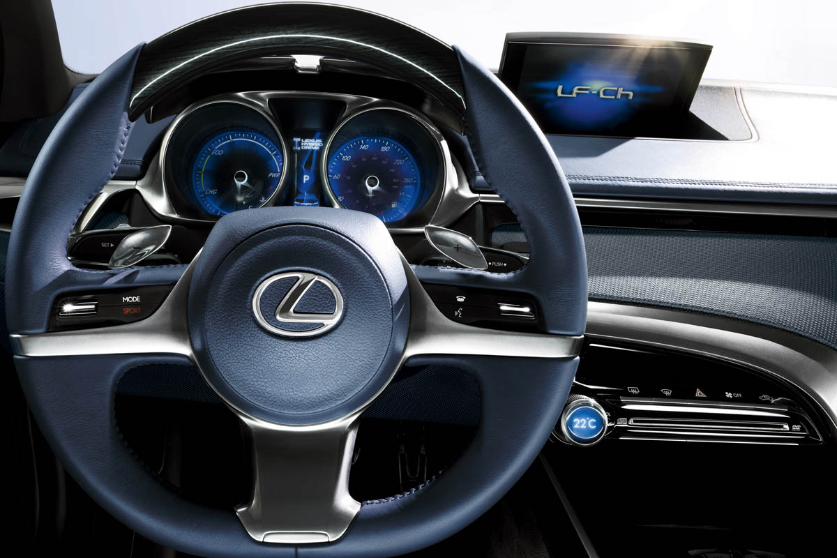 Lexus LF-Ch