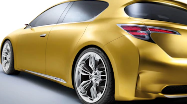 Lexus LF-Ch