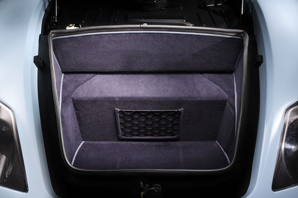 Noble M400 boot