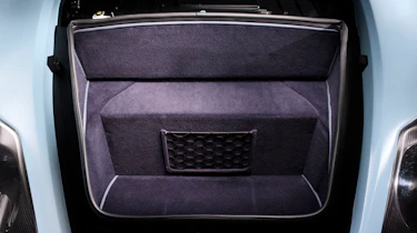 Noble M400 boot