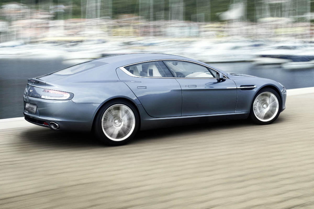 Aston Martin Rapide supersaloon