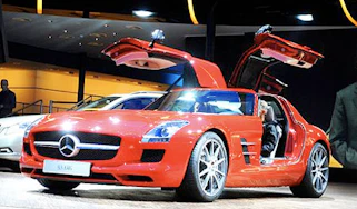 Mercedes-Benz SLS AMG