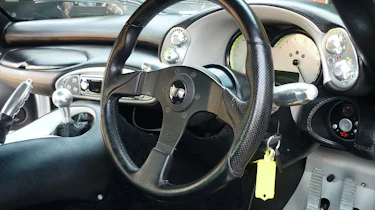 TVR Sagaris engine