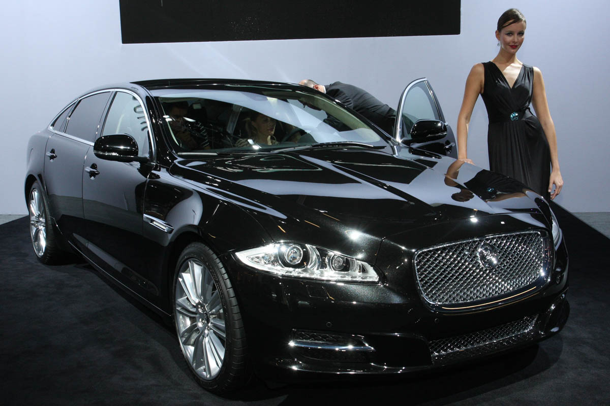 Jaguar XJ