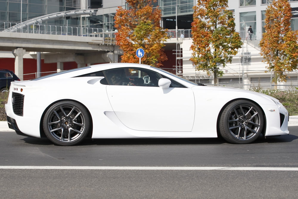 Lexus LF-A