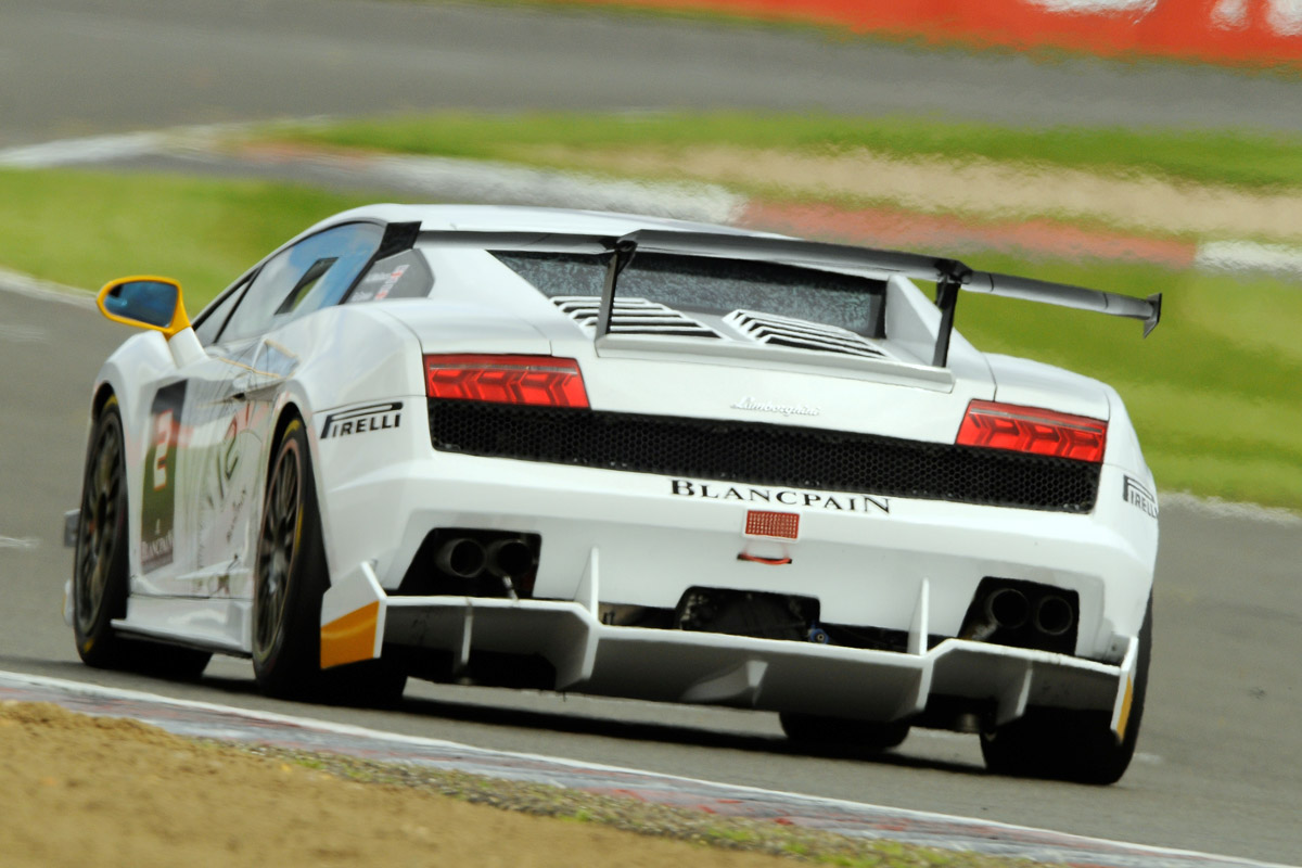 Lamborghini Super Trofeo rear