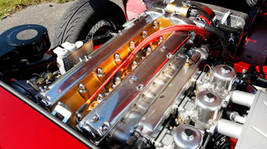 Eagle E-type Speedster engine