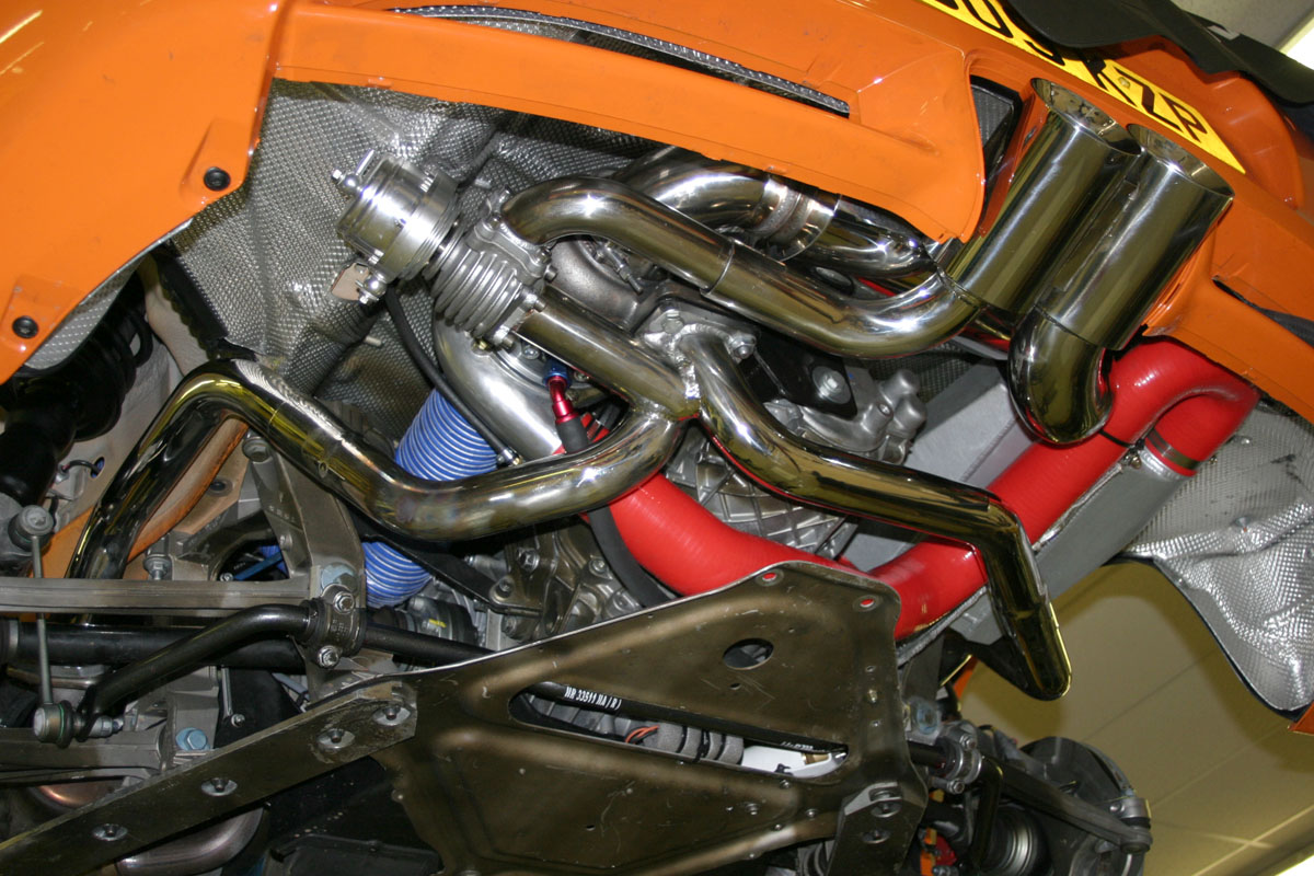 Parr Porsche Cayman S Turbo engine